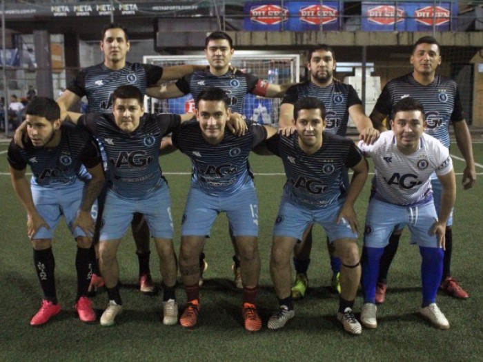 Derribó al campeón
