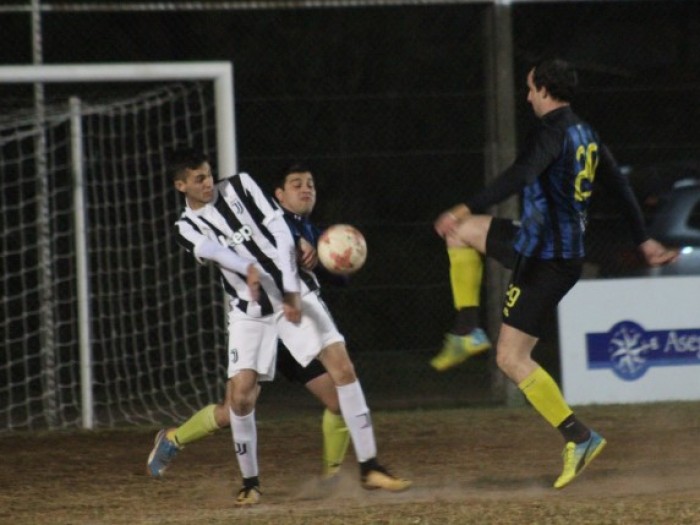 Igualdad en el duelo estelar