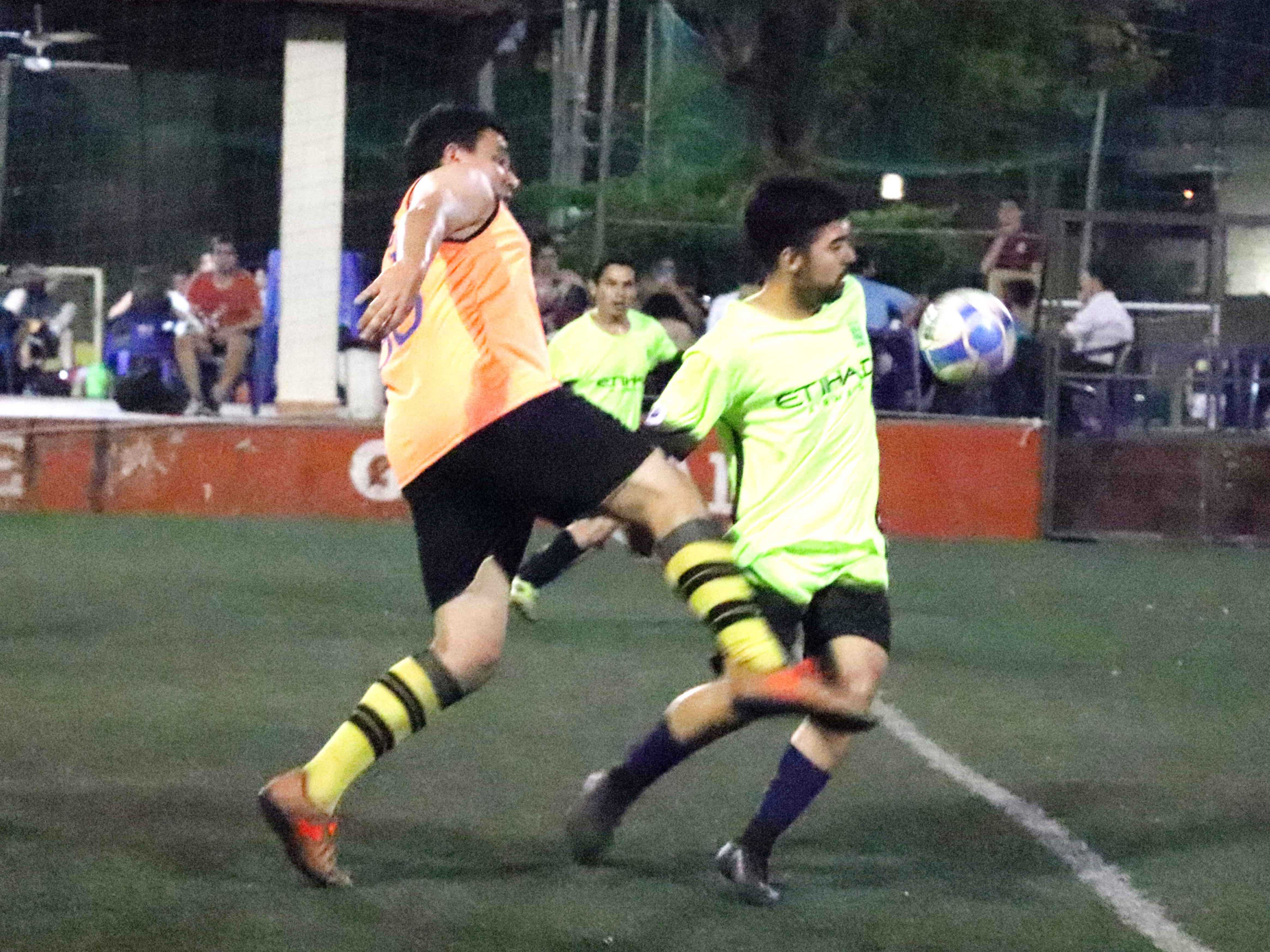 16 equipos siguen en camino