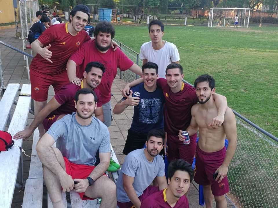 Resultó una gran mentira y deberá pagar con asado y birra a ‘los perros’