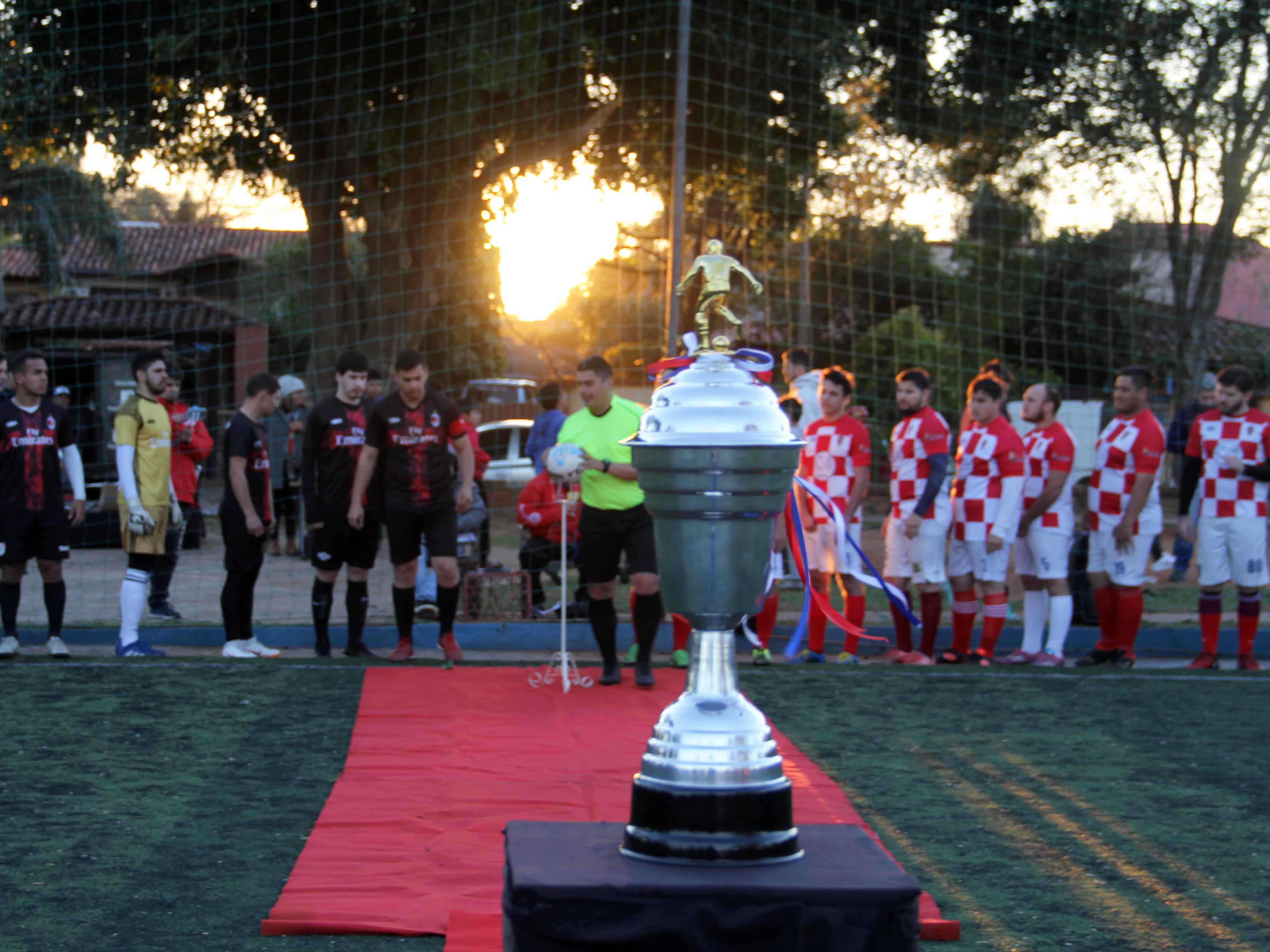 Luz, cámara y acción! Vuelve el fútbol
