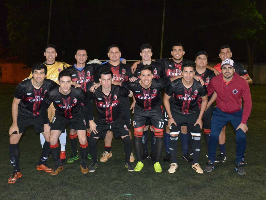 Bueno en la cancha; ¿malo en el tercer tiempo?