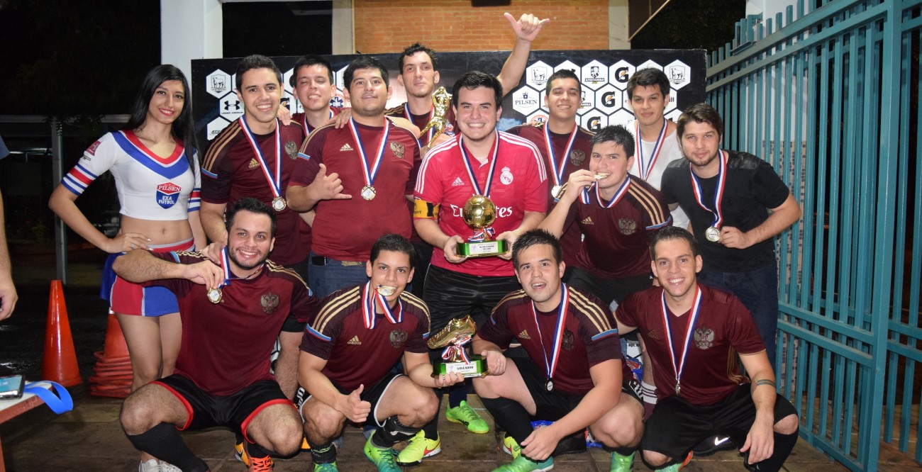 Rusia 2011 gritó campeón
